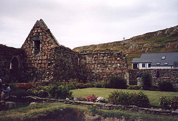 a non-clickable picture of the ruined monastery on Iona